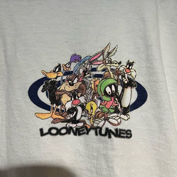 Vintage Looney Tunes White Polo 1/4 Zip - 1998 - Picture 2 of 9